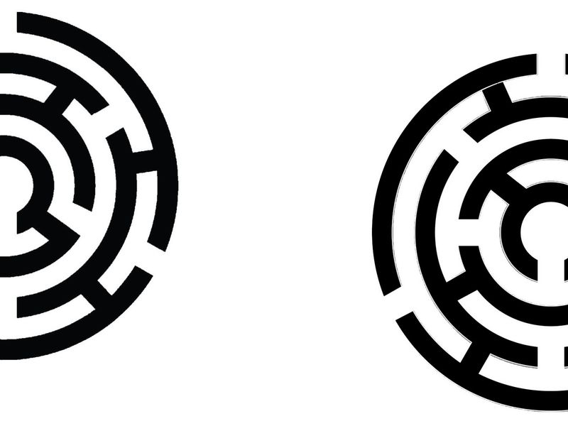 Circular Emblem — Modular Labyrinth Study