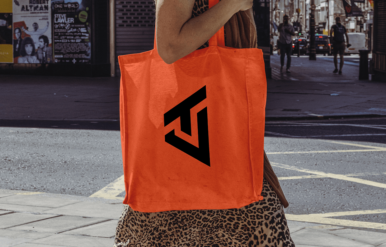 TRÈS VAIL - Fashion Brand Identity Image 12