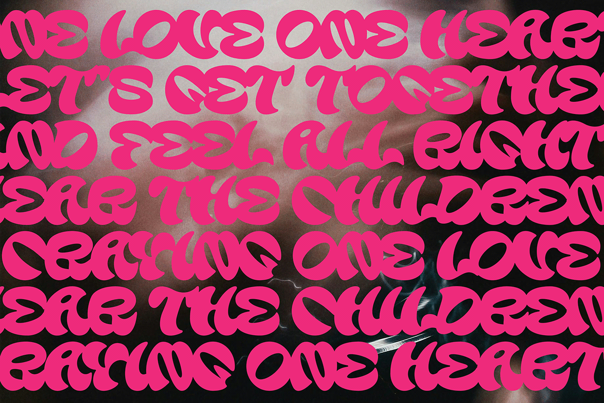 Flowtica - Groovy Bold Font Image 1