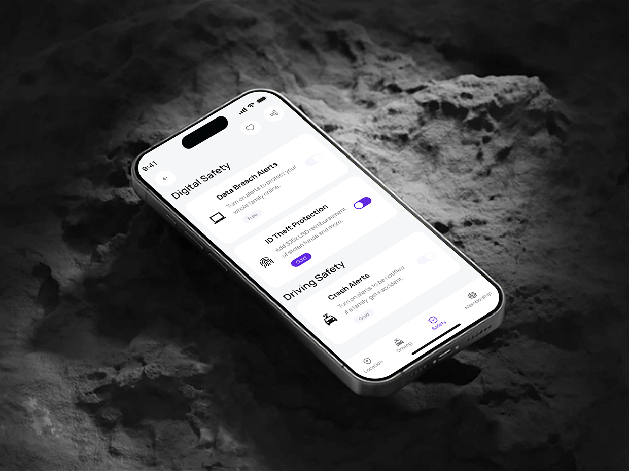 Smart Family Locator App — Safety & Tracking App Design Image 2