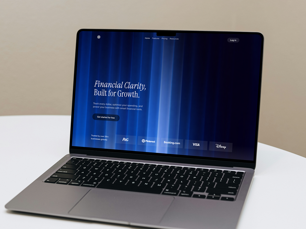 💙 Financial Clarity — Fintech Hero Section (Figma to Framer) Image 0
