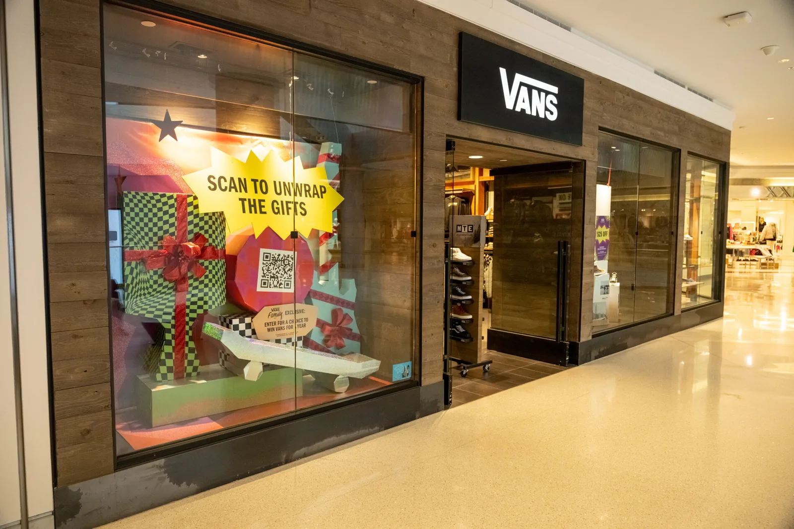 Vans In-Store AR Experience