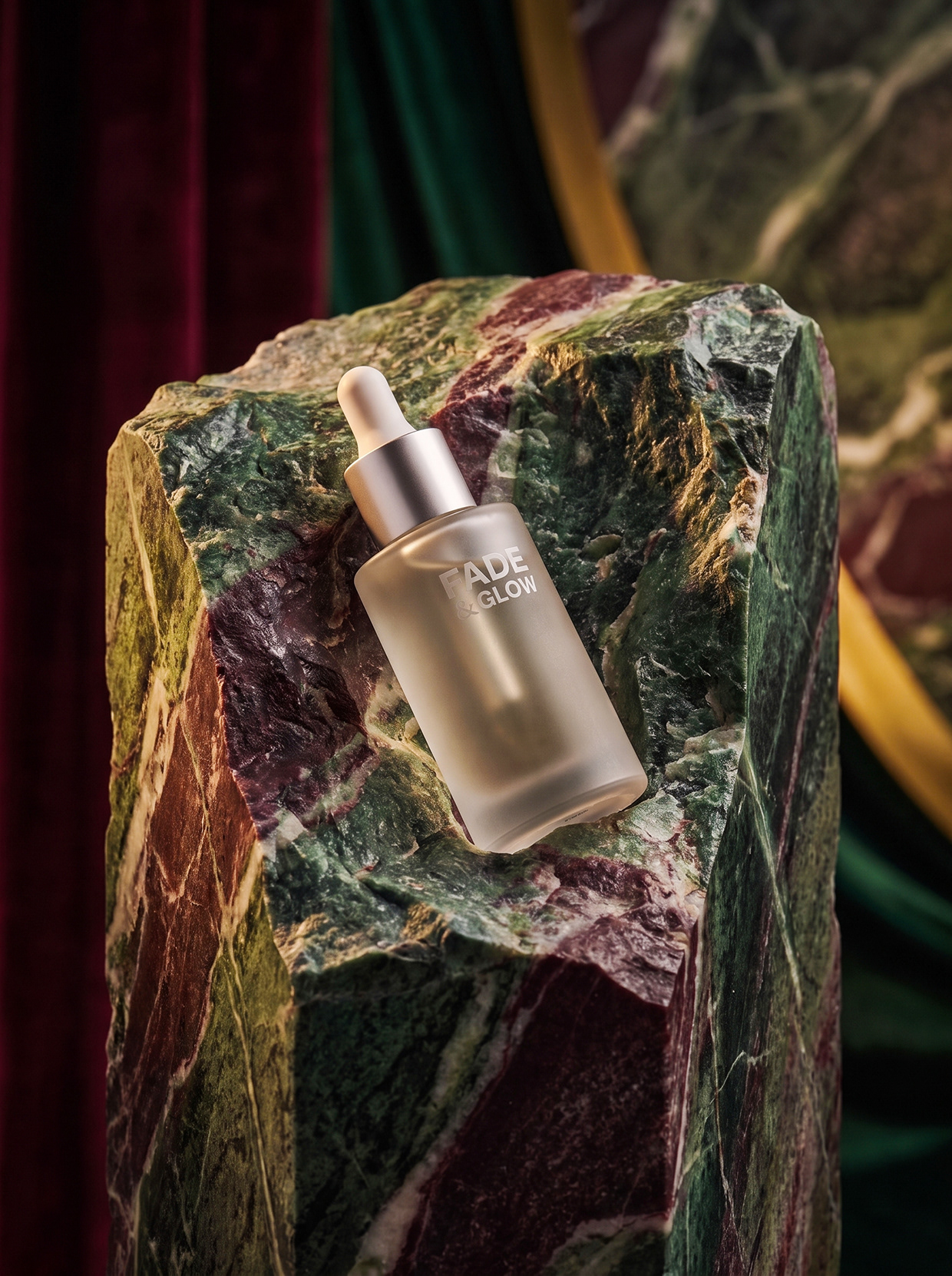 FADE & GLOW | Circadian Rhythm Skincare & LED Mask Image 75