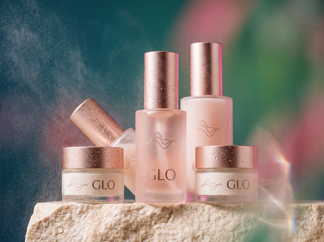 GLO | Fluid Aesthetics & Premium Skincare Branding Image 11