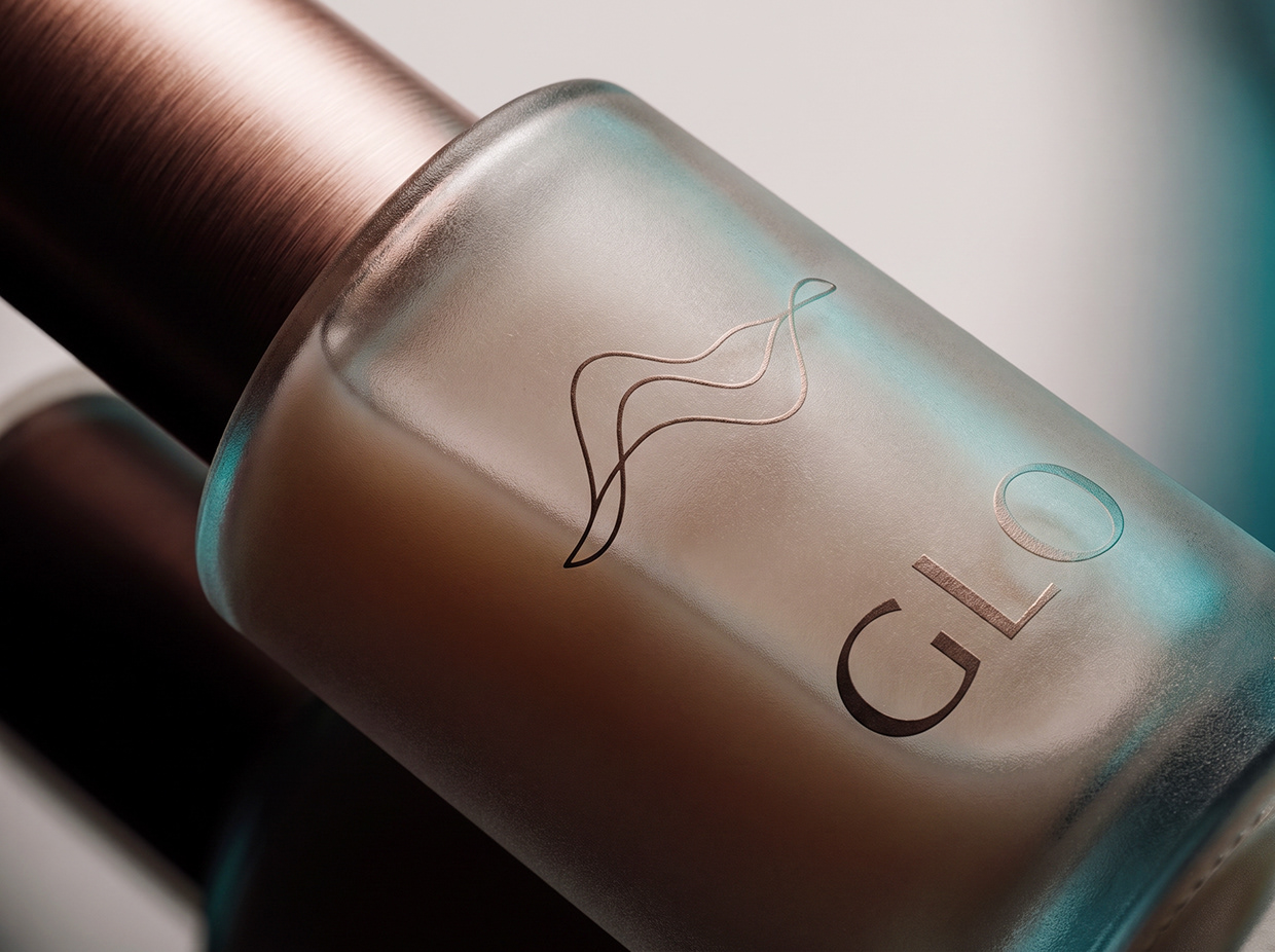 GLO | Fluid Aesthetics & Premium Skincare Branding Image 38