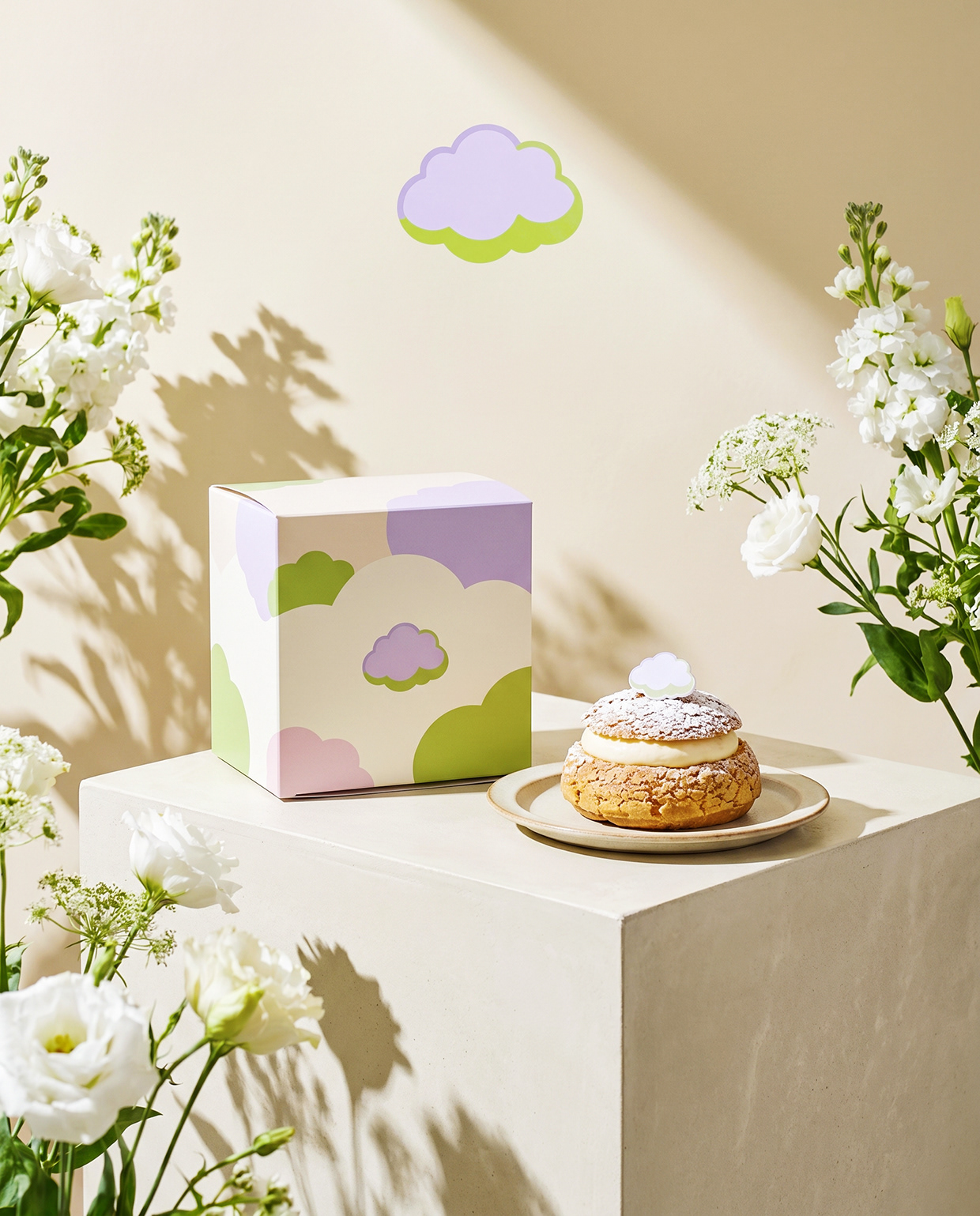 AMAI KUMO | Minimalist Japanese Pâtisserie Branding Image 43