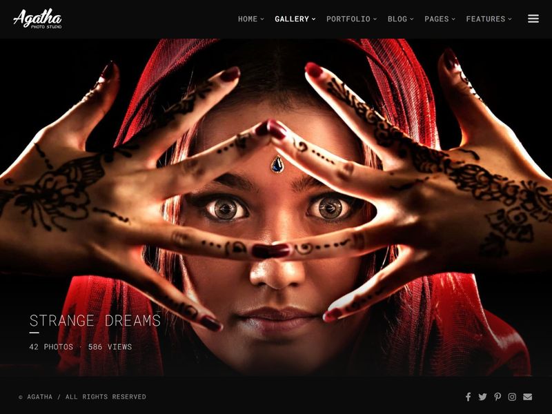 Agatha - Photography Portfolio Website Template