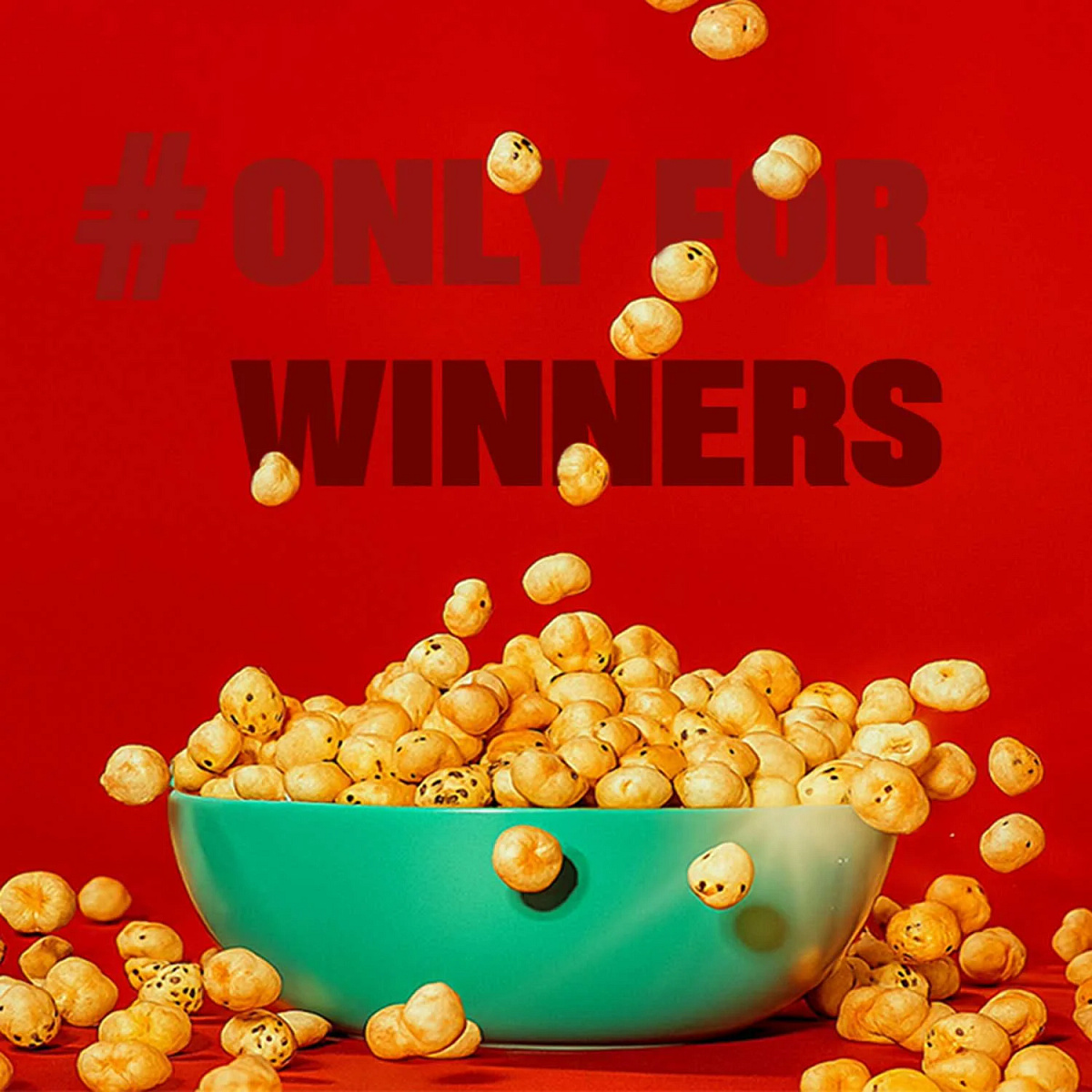 Wlue's: Premium Makhana Branding & Packaging Design Image 15