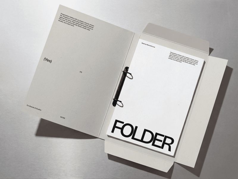 Open Ring Binder Presentation Folder Mockup