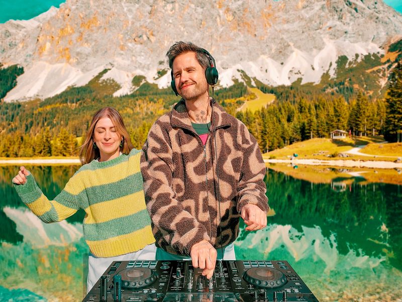 Flow State DJ Sets for Your Creative Work