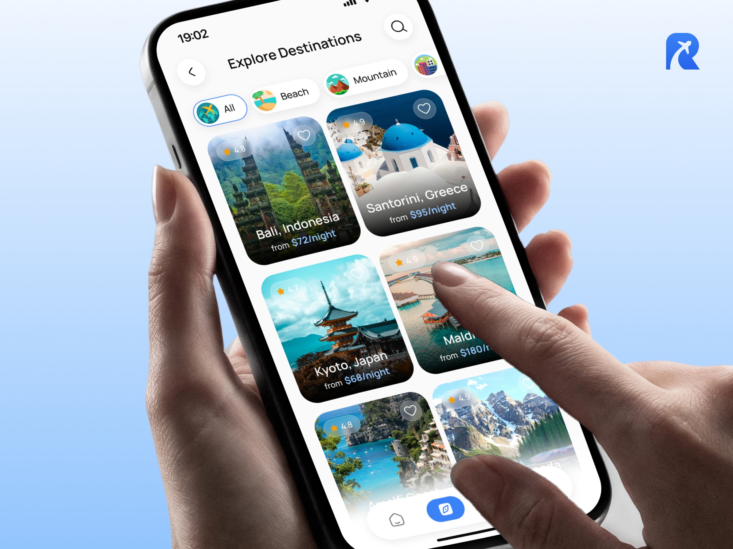Roamly – Travel Booking Mobile App UI Image 4