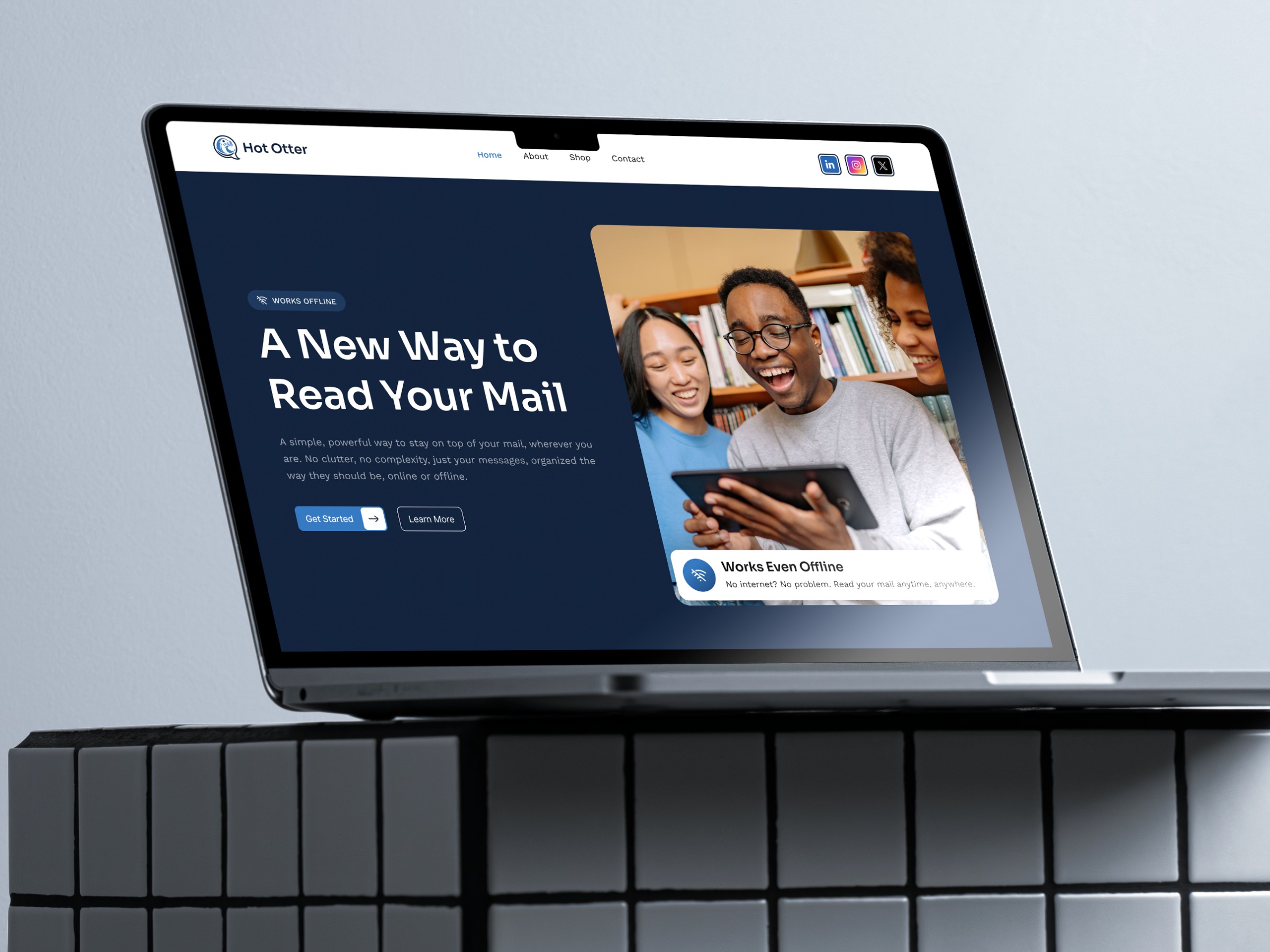Hot Otter - Landing Page Design for a Mail Reading App Image 2