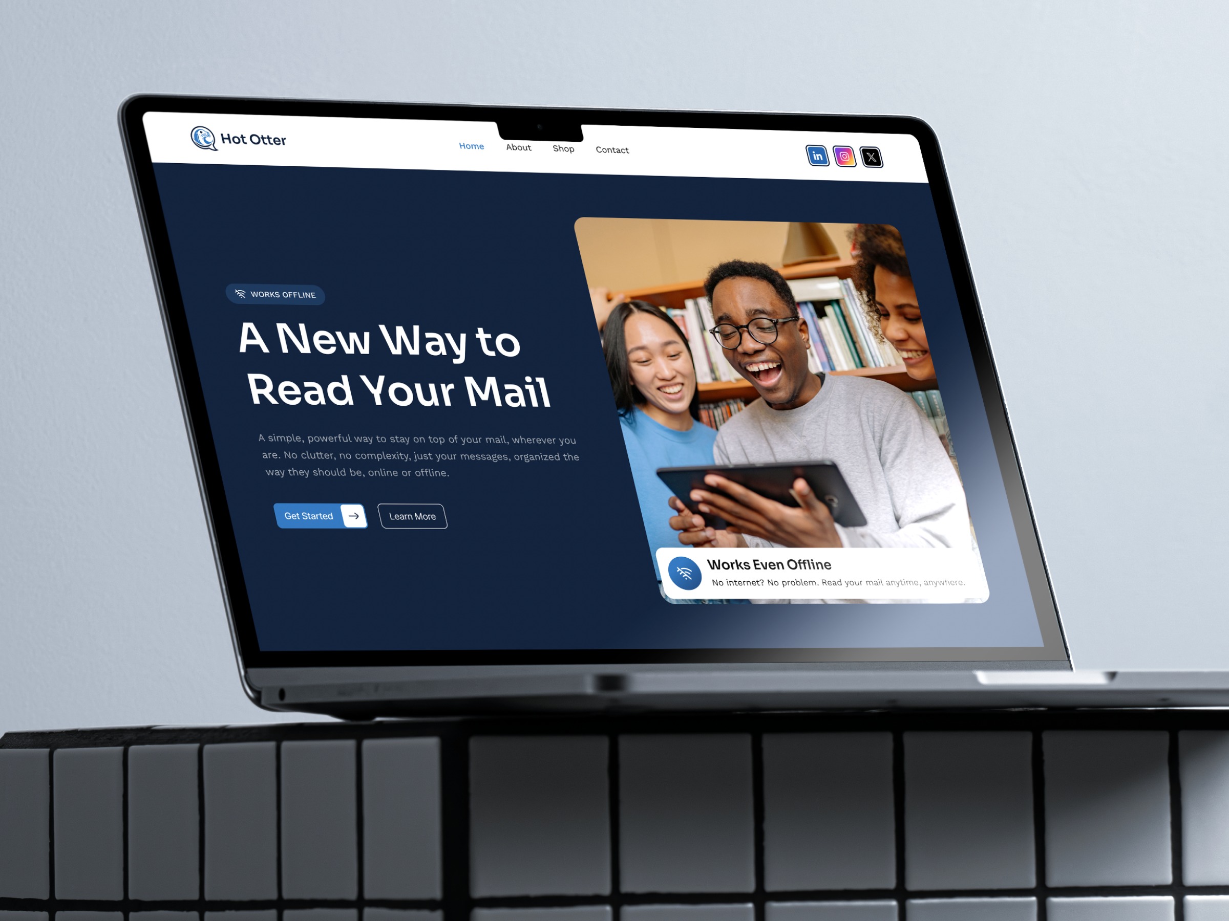 Hot Otter - Landing Page Design for a Mail Reading App Image 2