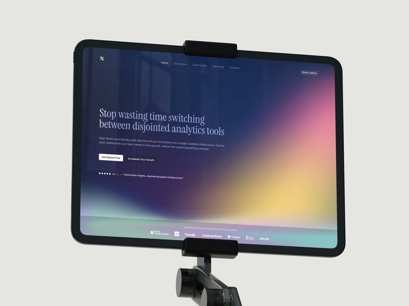 Unified Analytics — Dark Mode SaaS Landing Page 🚀