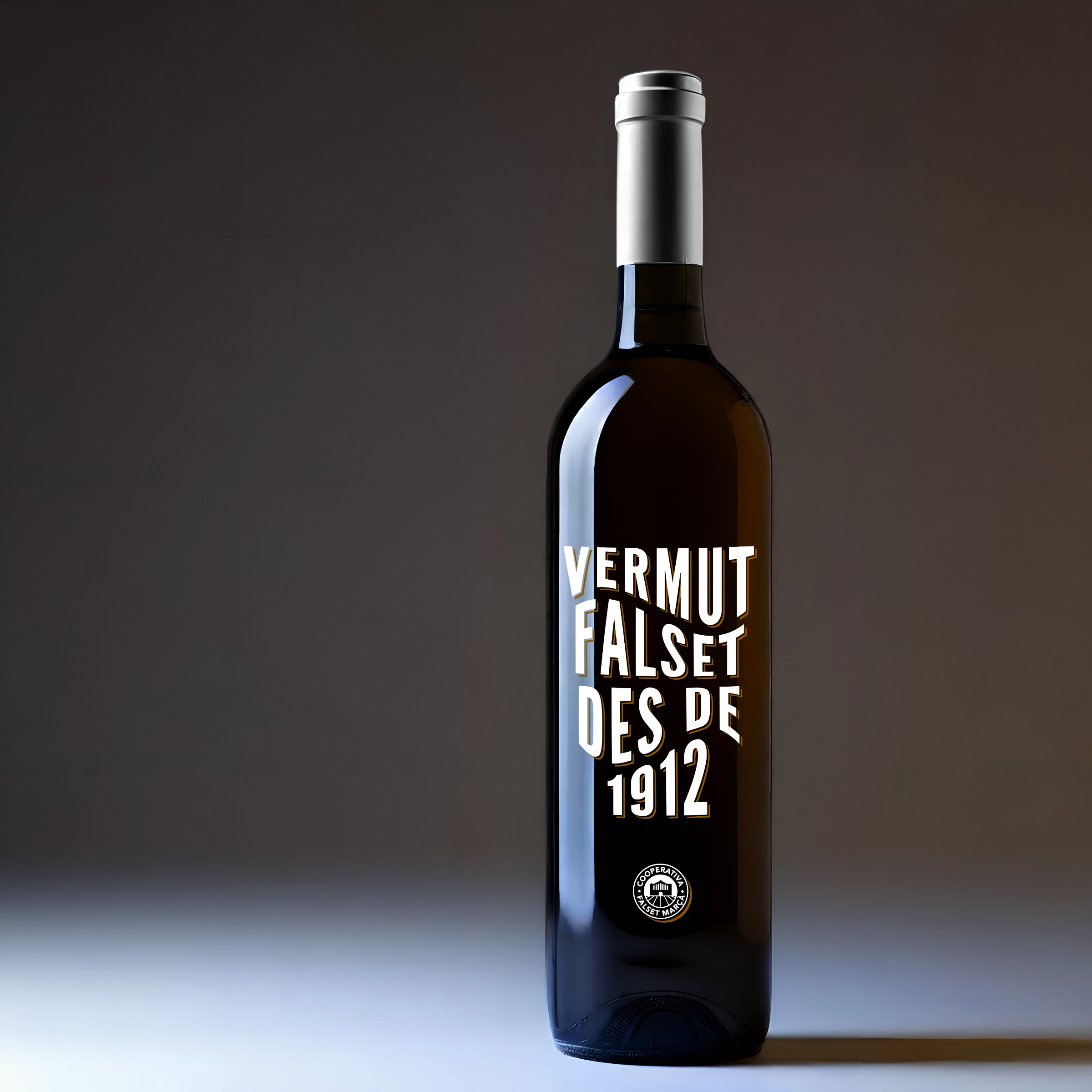 Vermut Falset - alucina - Graphic design and communication Image 1