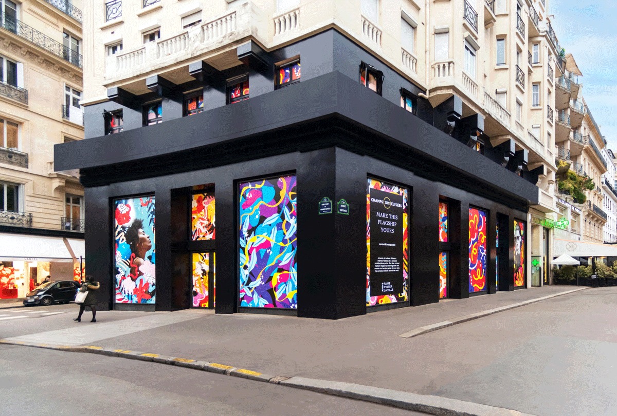 CHAMPS-ÉLYSÉES INSTALLATION — Andreea Robescu Image 3