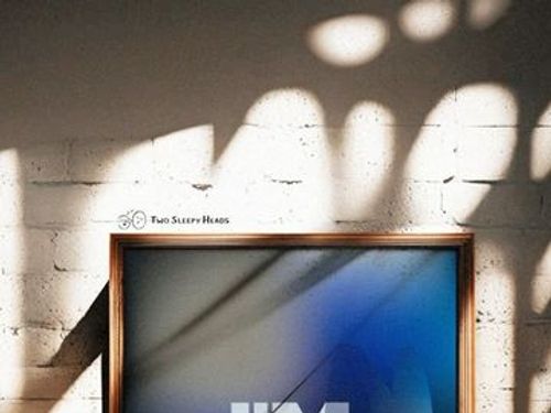 Creative Studio | Branding & Design | I’m so blue 💙